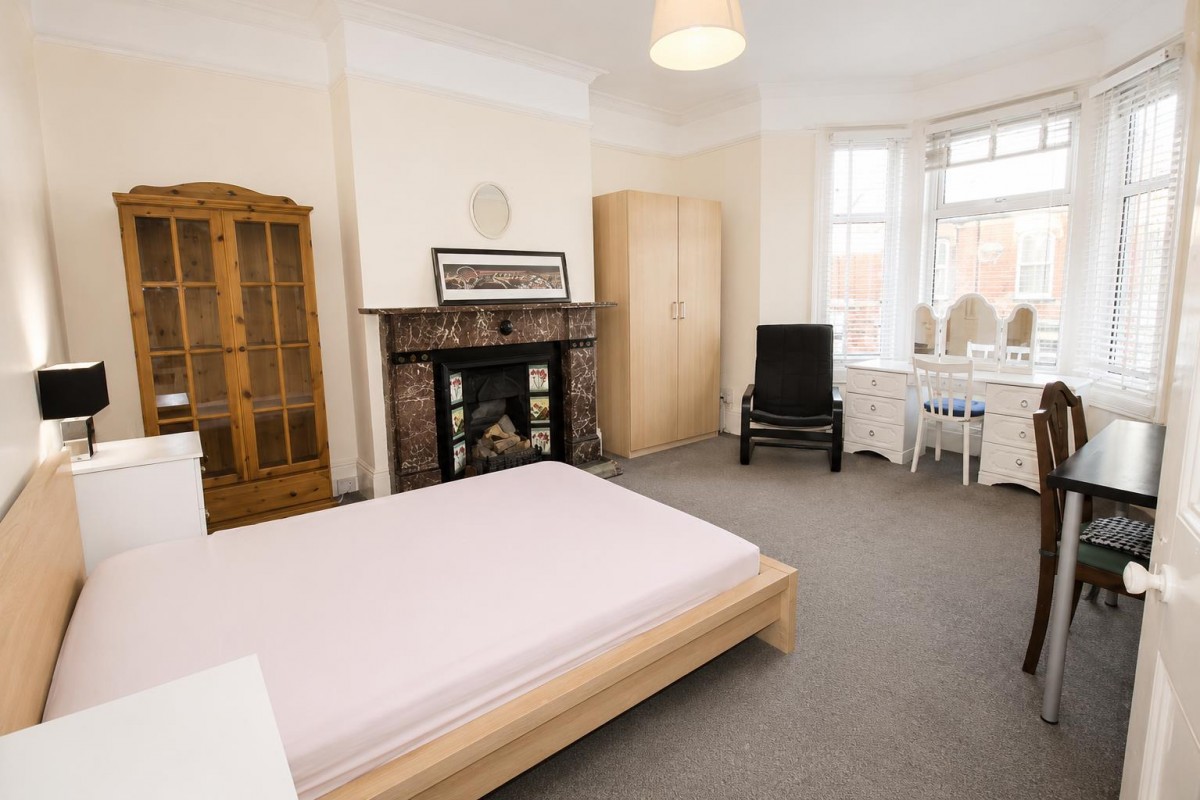 Hazelwood Avenue, Newcastle upon Tyne, NE2 3HU