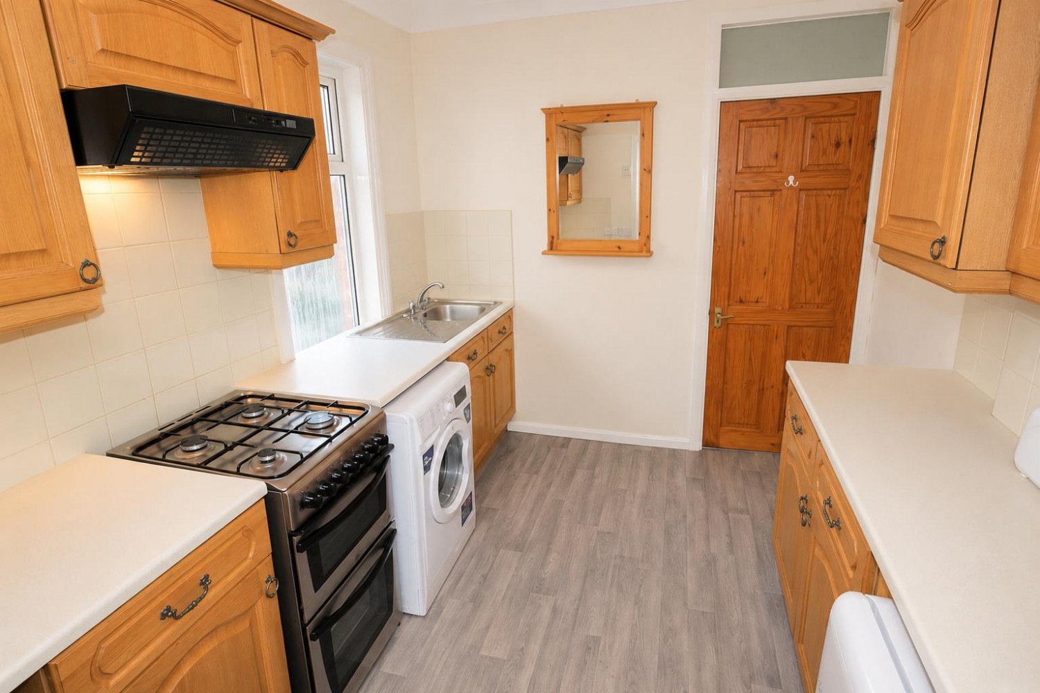 3 bedroom Flat to let in Hazelwood Avenue, Newcastle upon Tyne, NE2 3HU