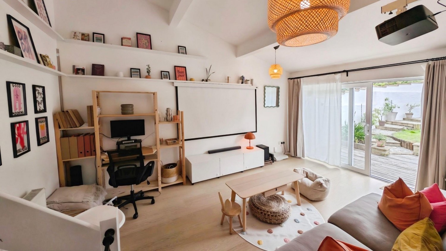 3 bedroom House for sale in Bellevue Close, Bristol