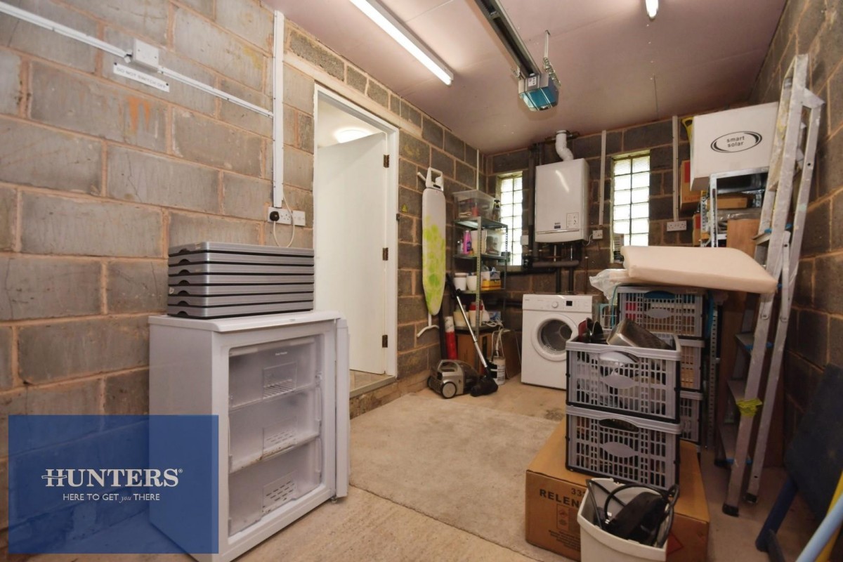 The Way, Walton Close, Walton, Chesterfield, S40 3RF