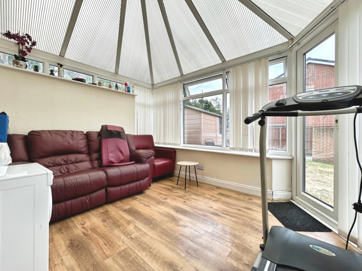 Gileswood Crescent, Brampton Bierlow, Rotherham