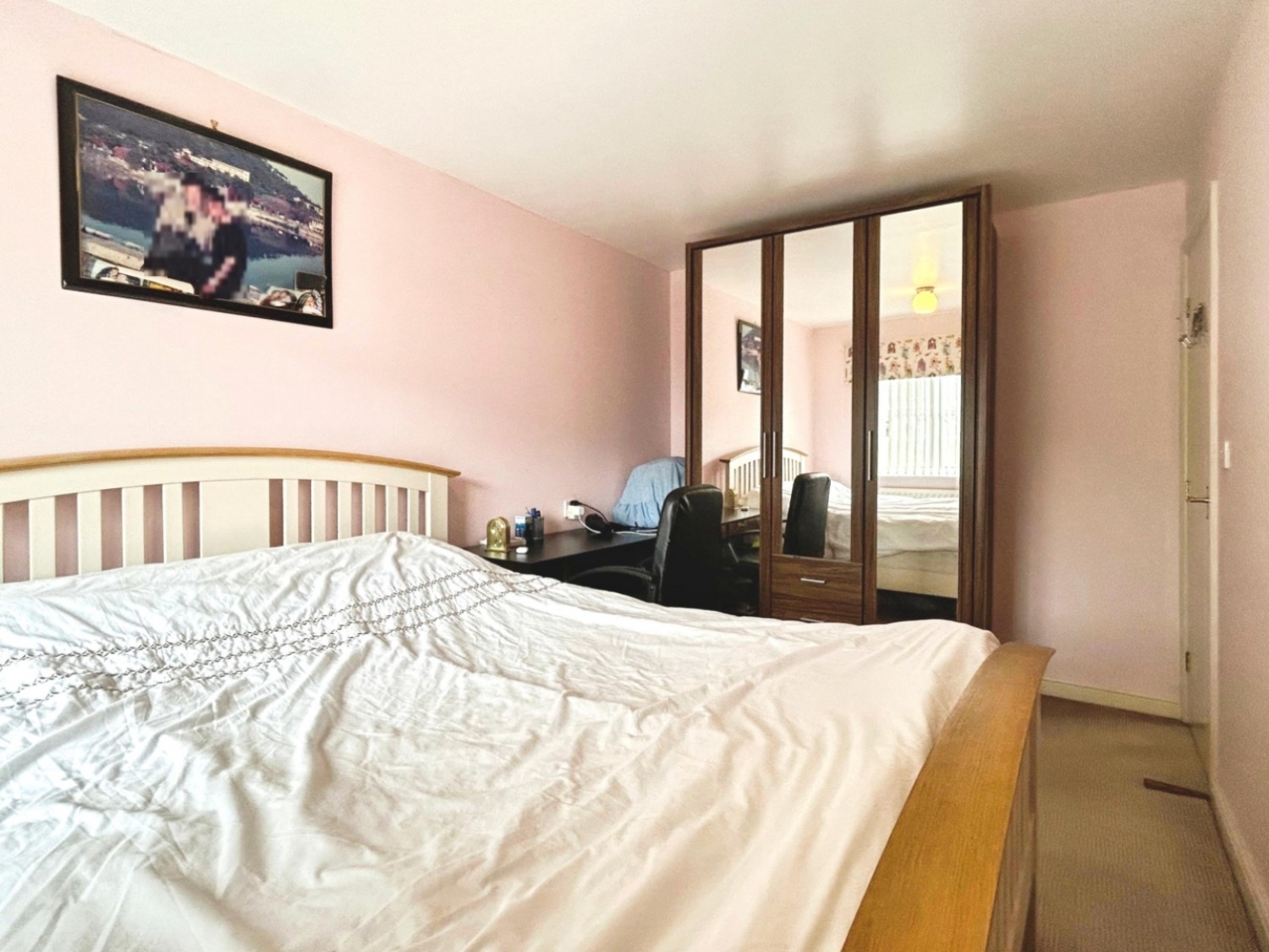 3 bedroom House for sale in Gileswood Crescent, Brampton Bierlow, Rotherham