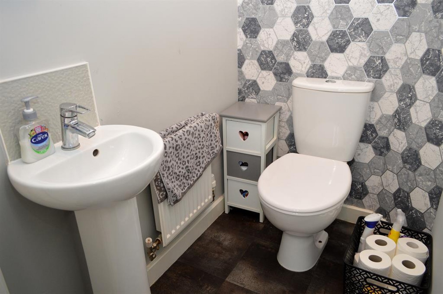 3 bedroom House to let in Rosary Road, Oldham