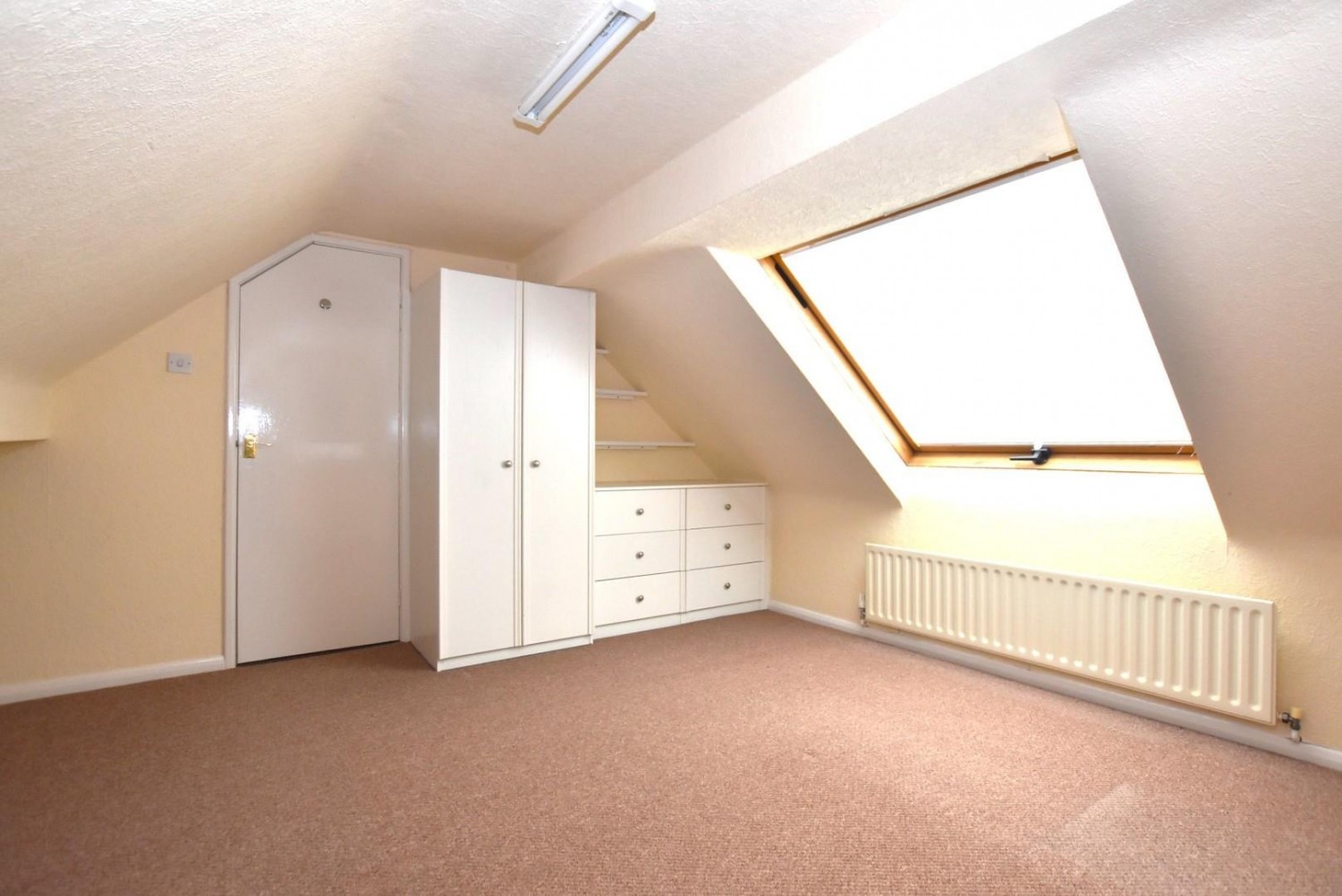 3 bedroom Bungalow to let in Norwood Avenue, Hasland, Chesterfield, S41 0NN