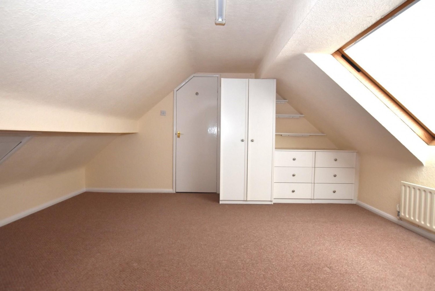 3 bedroom Bungalow to let in Norwood Avenue, Hasland, Chesterfield, S41 0NN