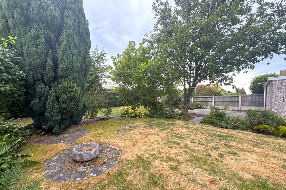 Norwood Avenue, Hasland, Chesterfield, S41 0NN