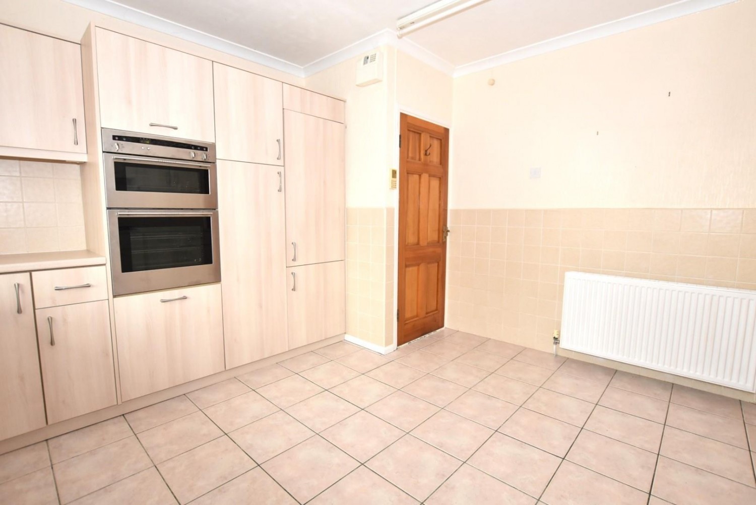 3 bedroom Bungalow to let in Norwood Avenue, Hasland, Chesterfield, S41 0NN
