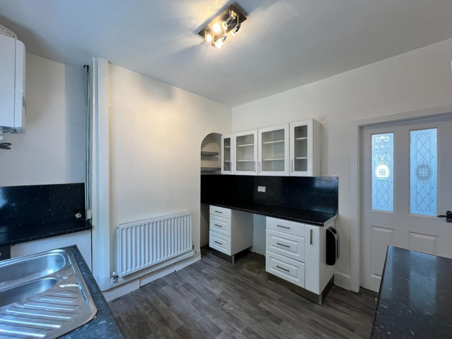 2 bedroom House to let in Cannon Street, Castleford