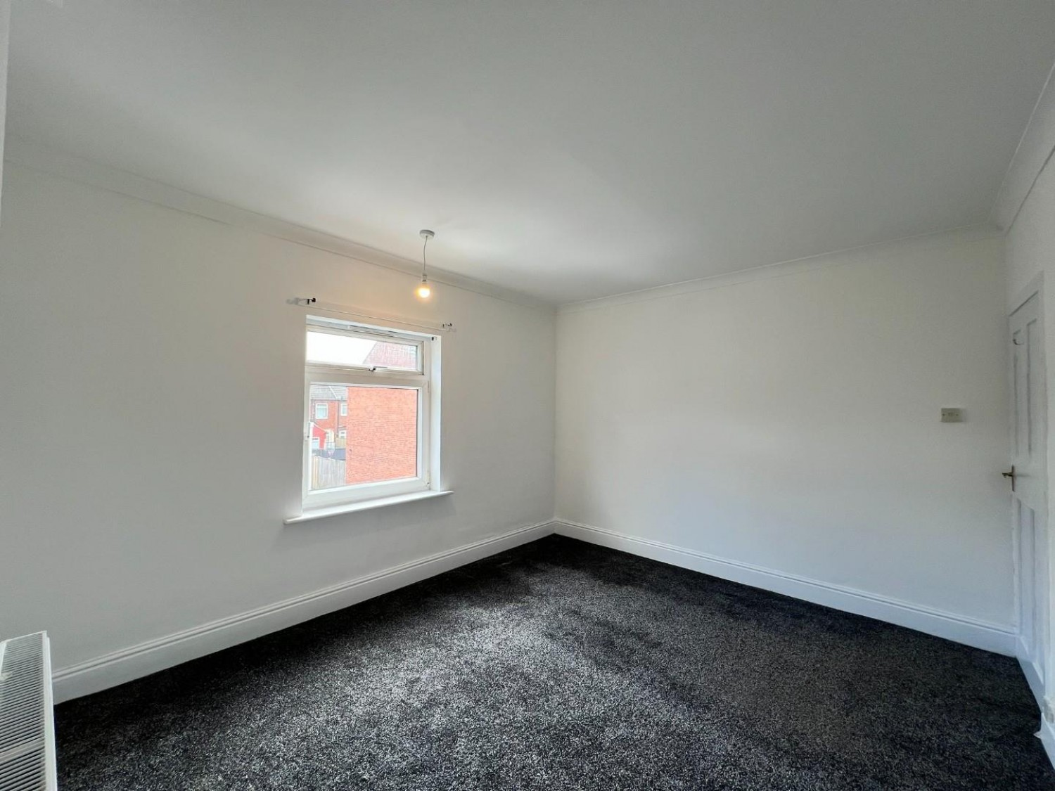 2 bedroom House to let in Cannon Street, Castleford