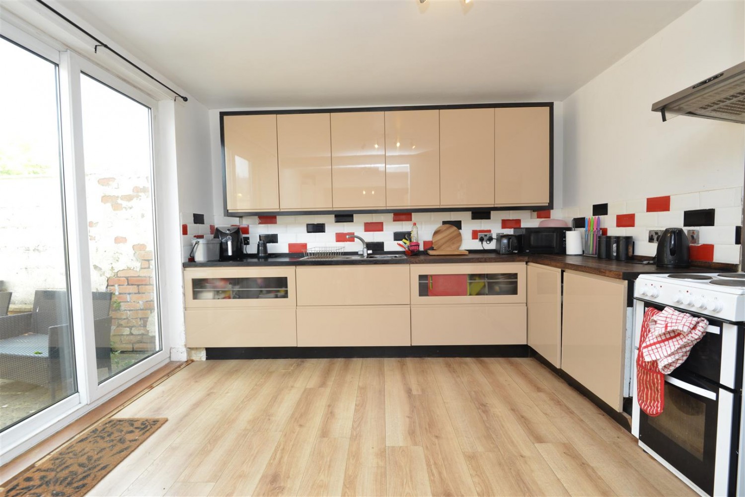 3 bedroom House for sale in New Cheltenham Road, Kingswood BS15 1TJ