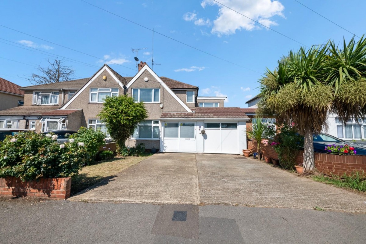Coronation Road, Hayes