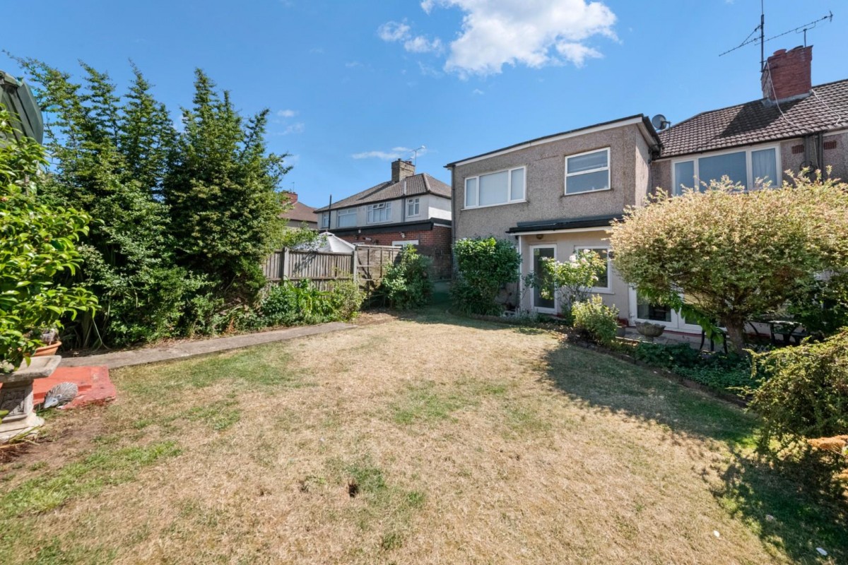 Coronation Road, Hayes