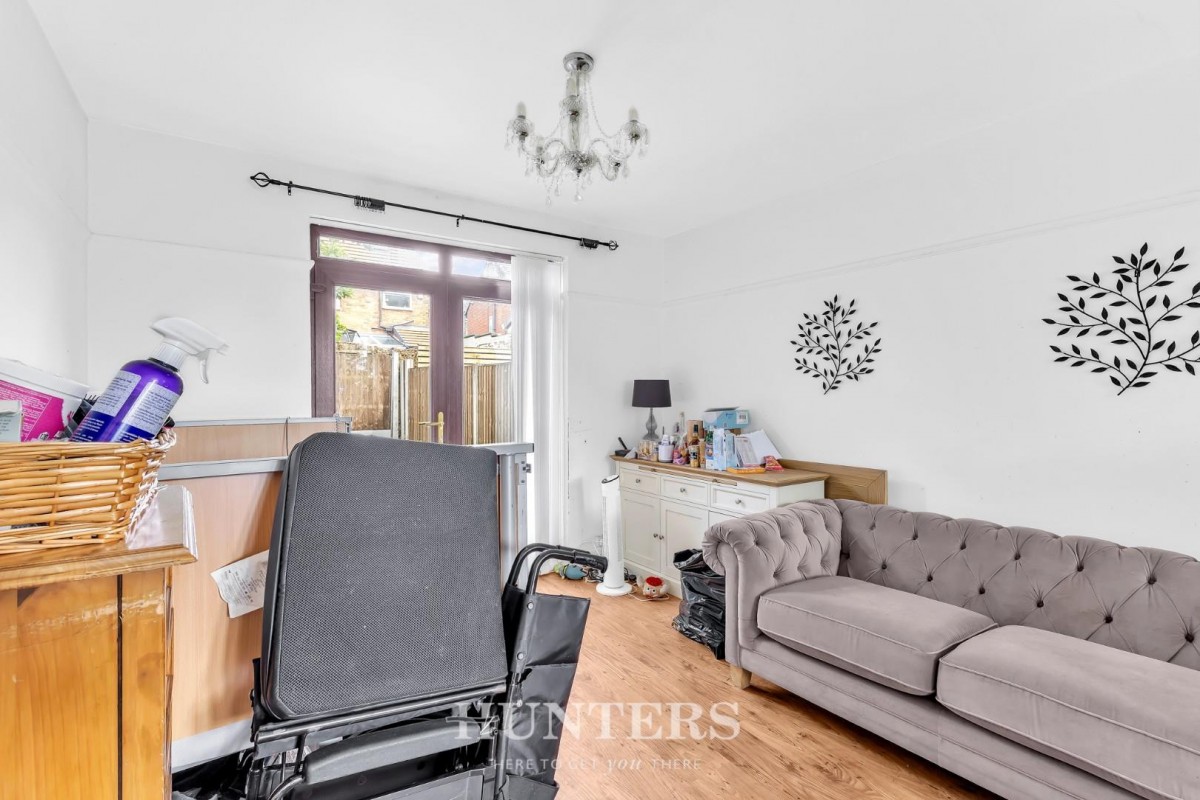 Sefton Road, Middleton M24