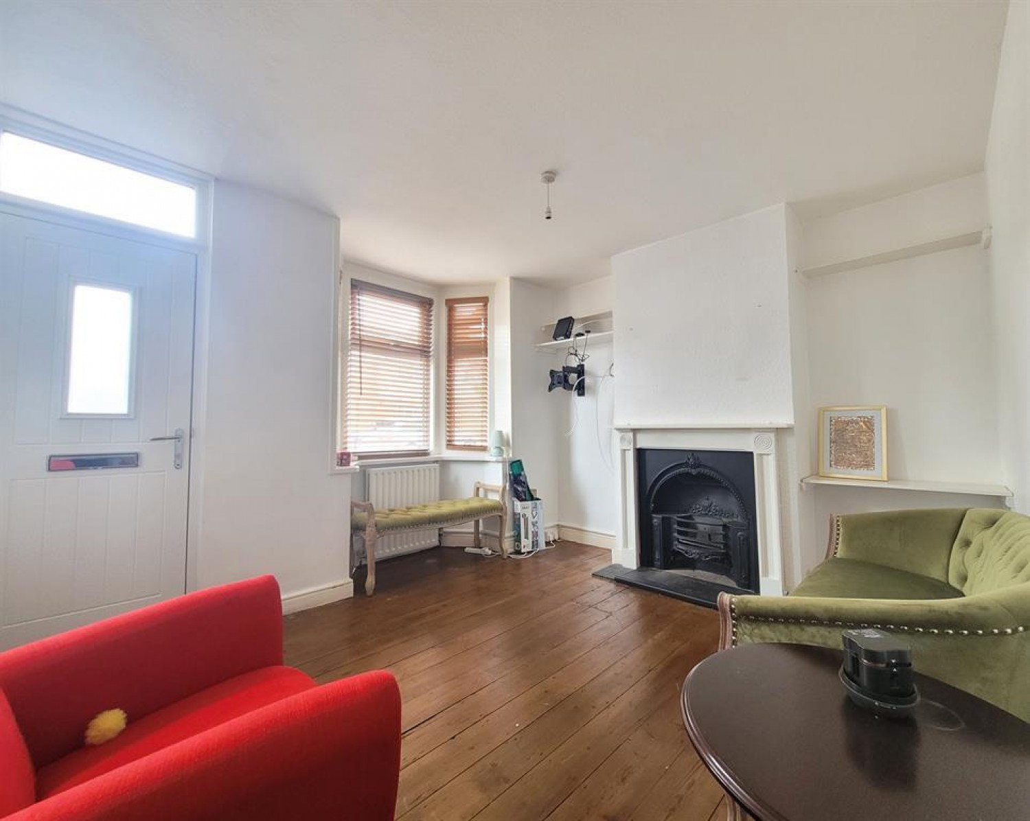 2 bedroom House to let in Wykeham Road, Reading, RG6 1PP