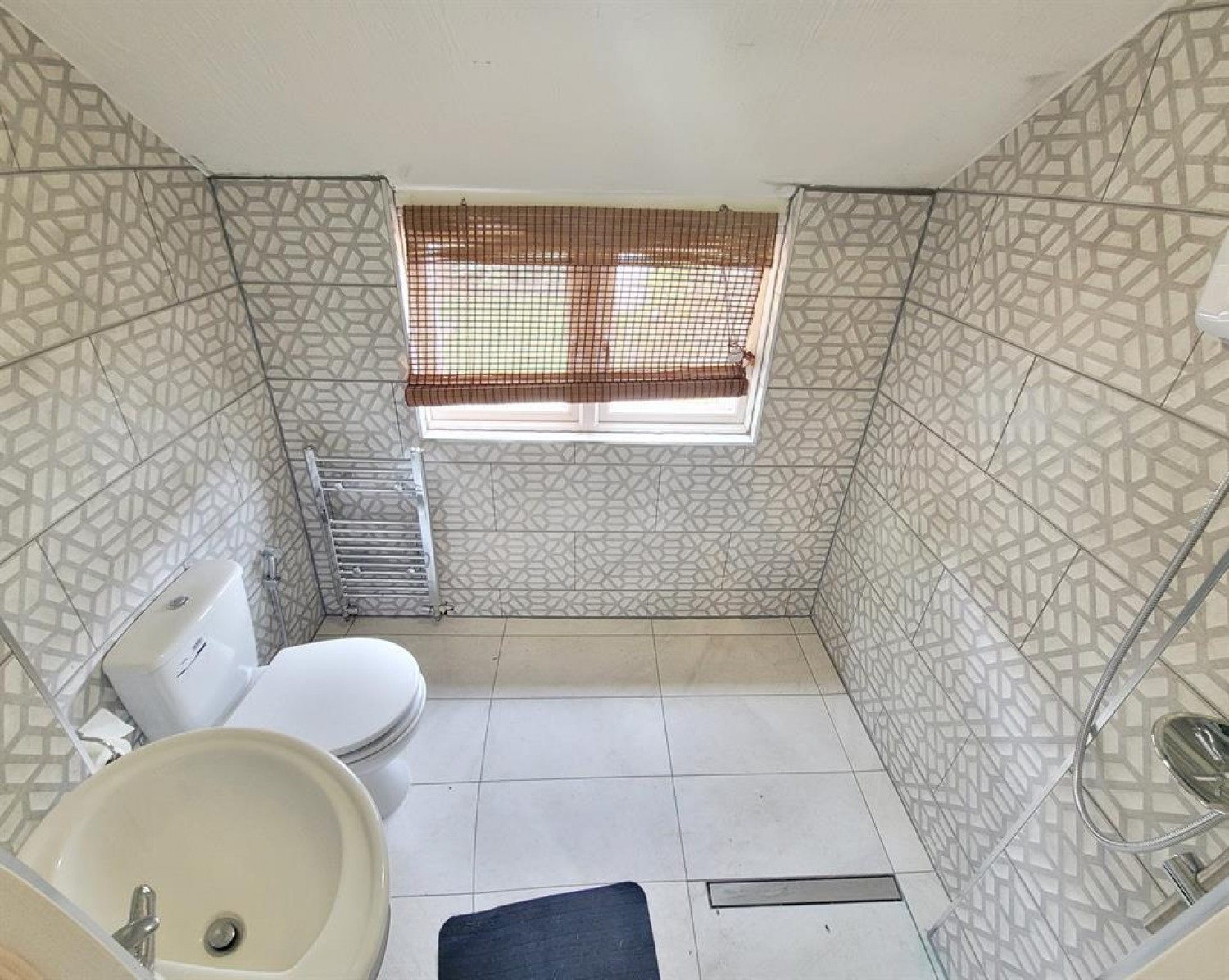 2 bedroom House to let in Wykeham Road, Reading, RG6 1PP