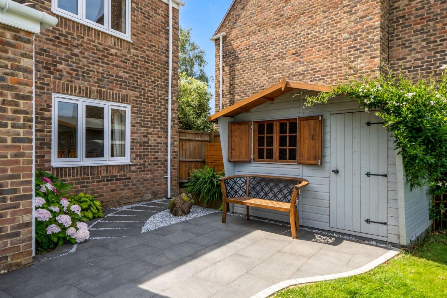 5 bedroom House for sale in Merretts Orchard, Slimbridge, Gloucester