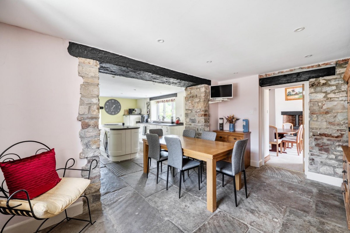 Lower Wick, Dursley