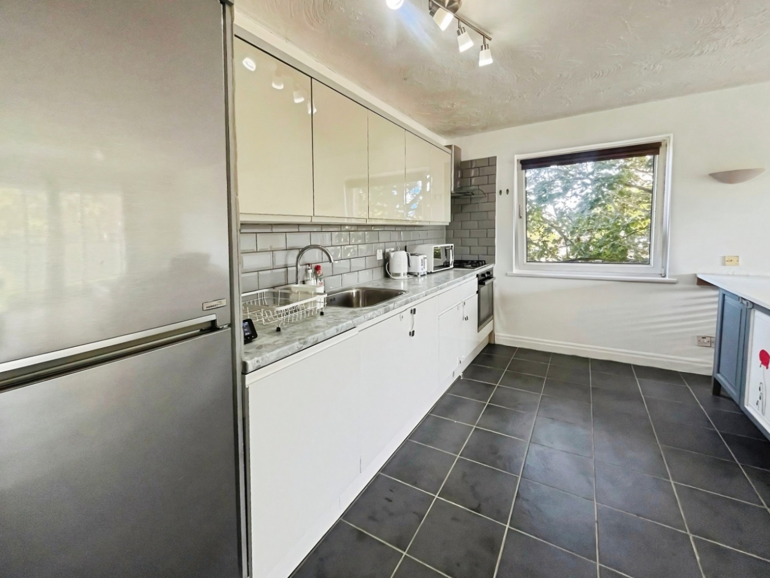 2 bedroom House to let in Wheatlands, Hounslow