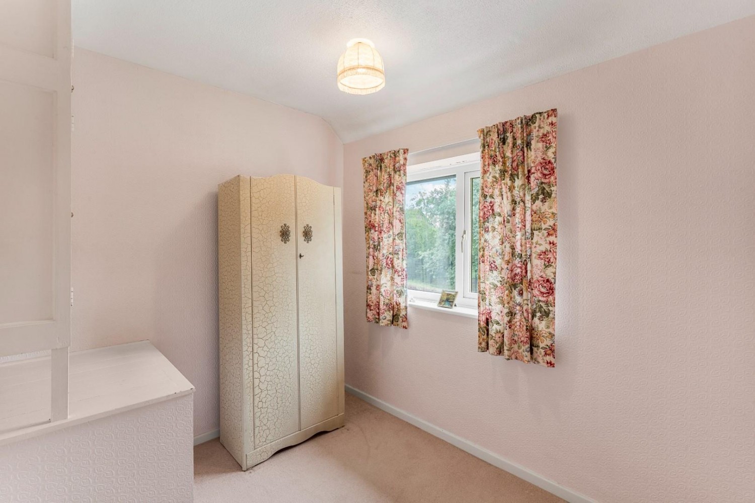 3 bedroom House for sale in West Park Grove, Roundhay, Leeds