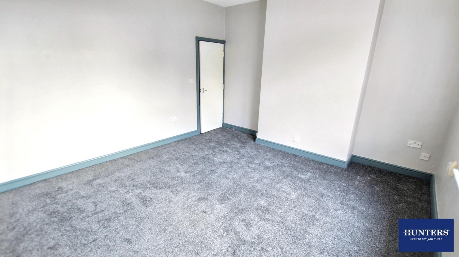 2 bedroom Flat to let in Leeds Road, Bradford, BD3