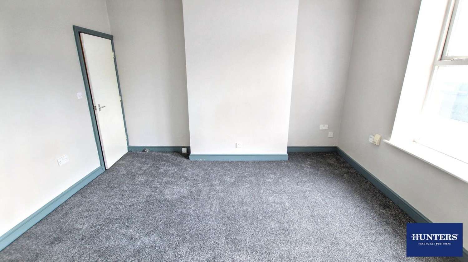 2 bedroom Flat to let in Leeds Road, Bradford, BD3
