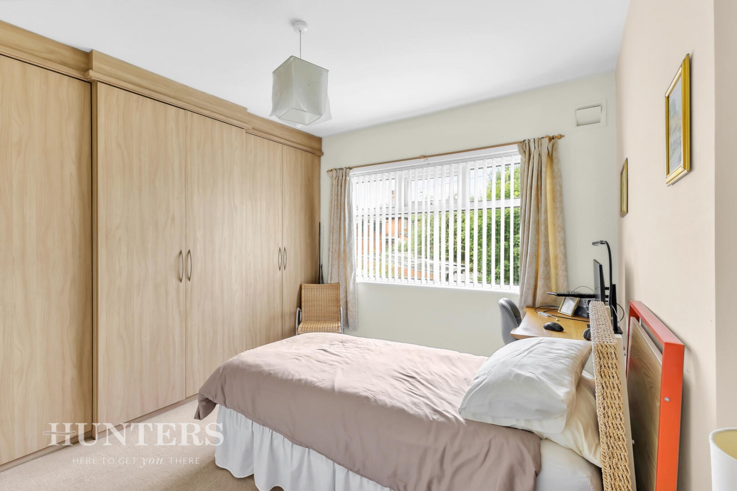 3 bedroom House for sale in Todmorden Road, Littleborough, OL15 9EB
