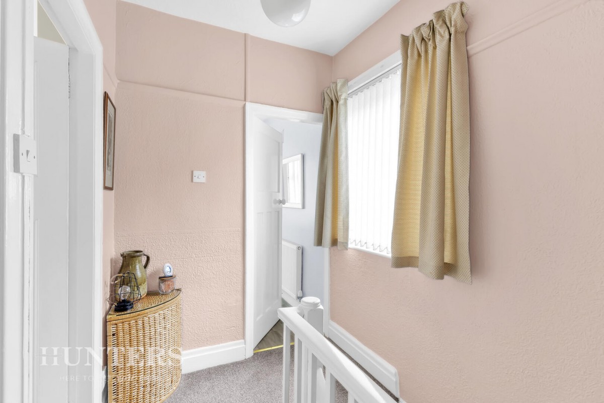 Todmorden Road, Littleborough, OL15 9EB