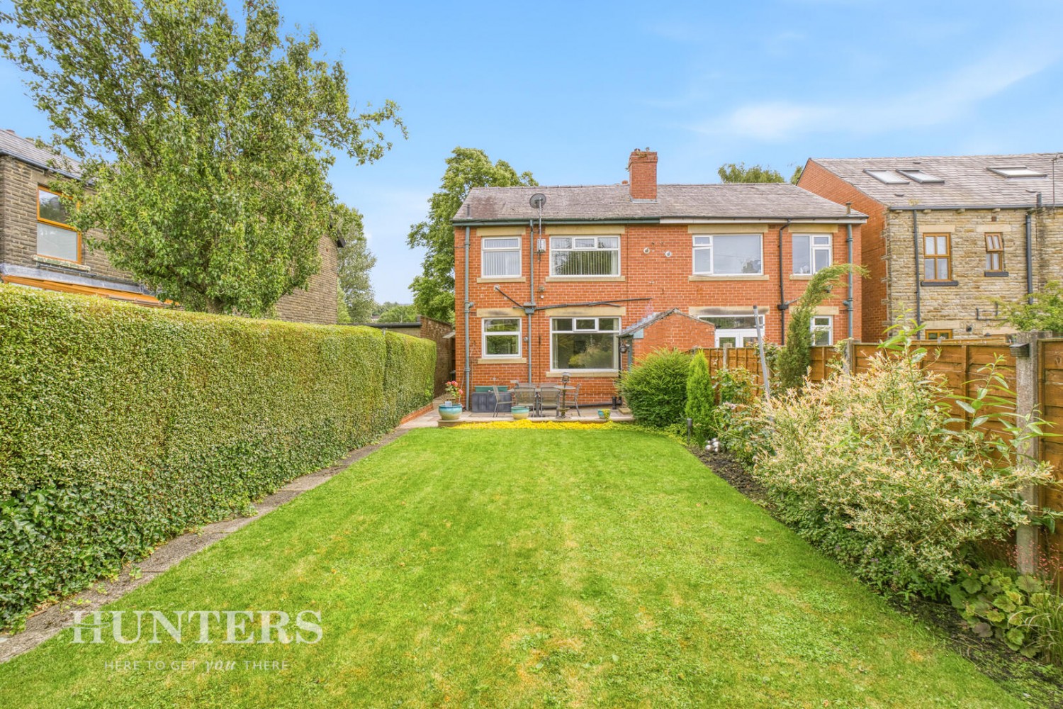 3 bedroom House for sale in Todmorden Road, Littleborough, OL15 9EB