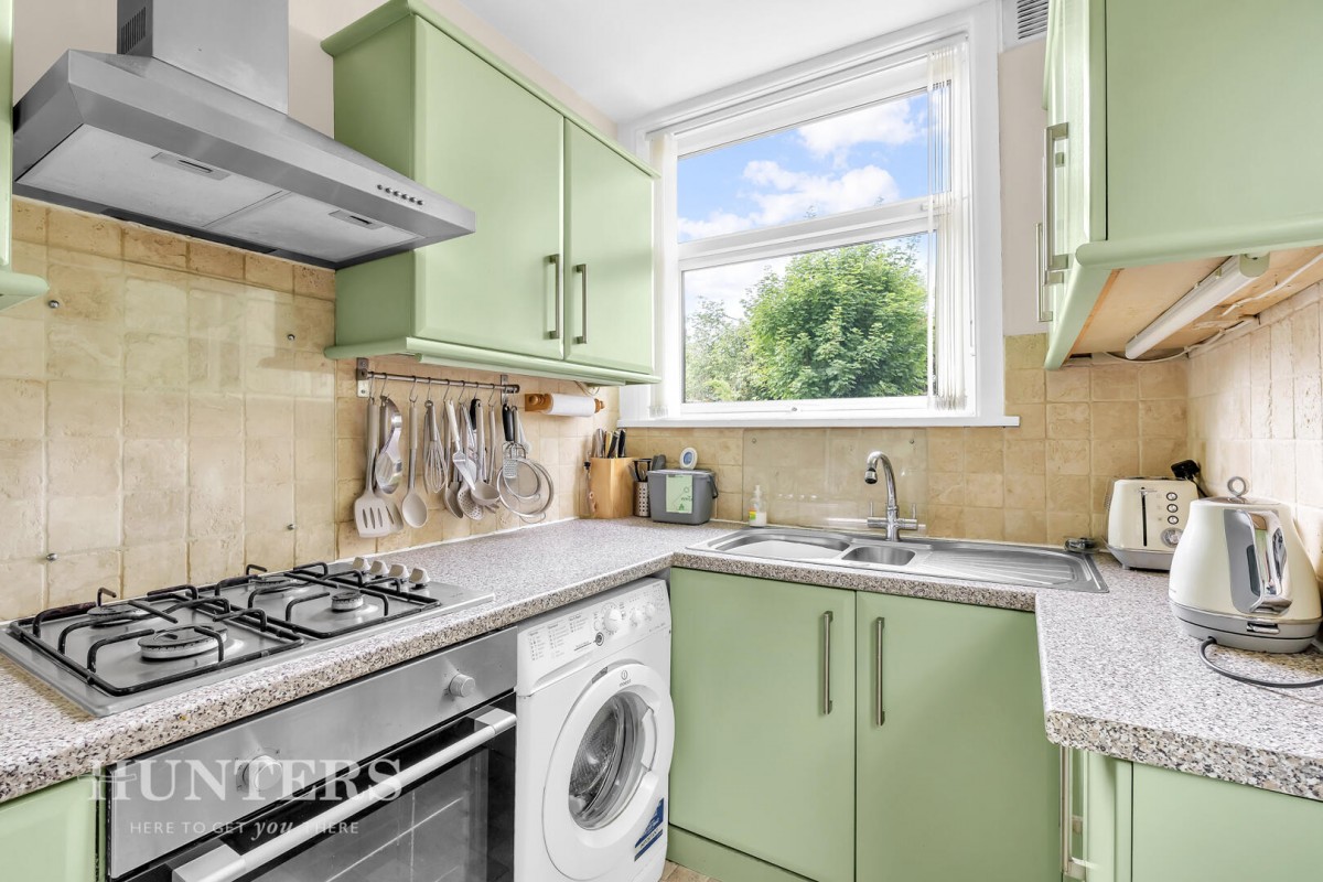 Todmorden Road, Littleborough, OL15 9EB