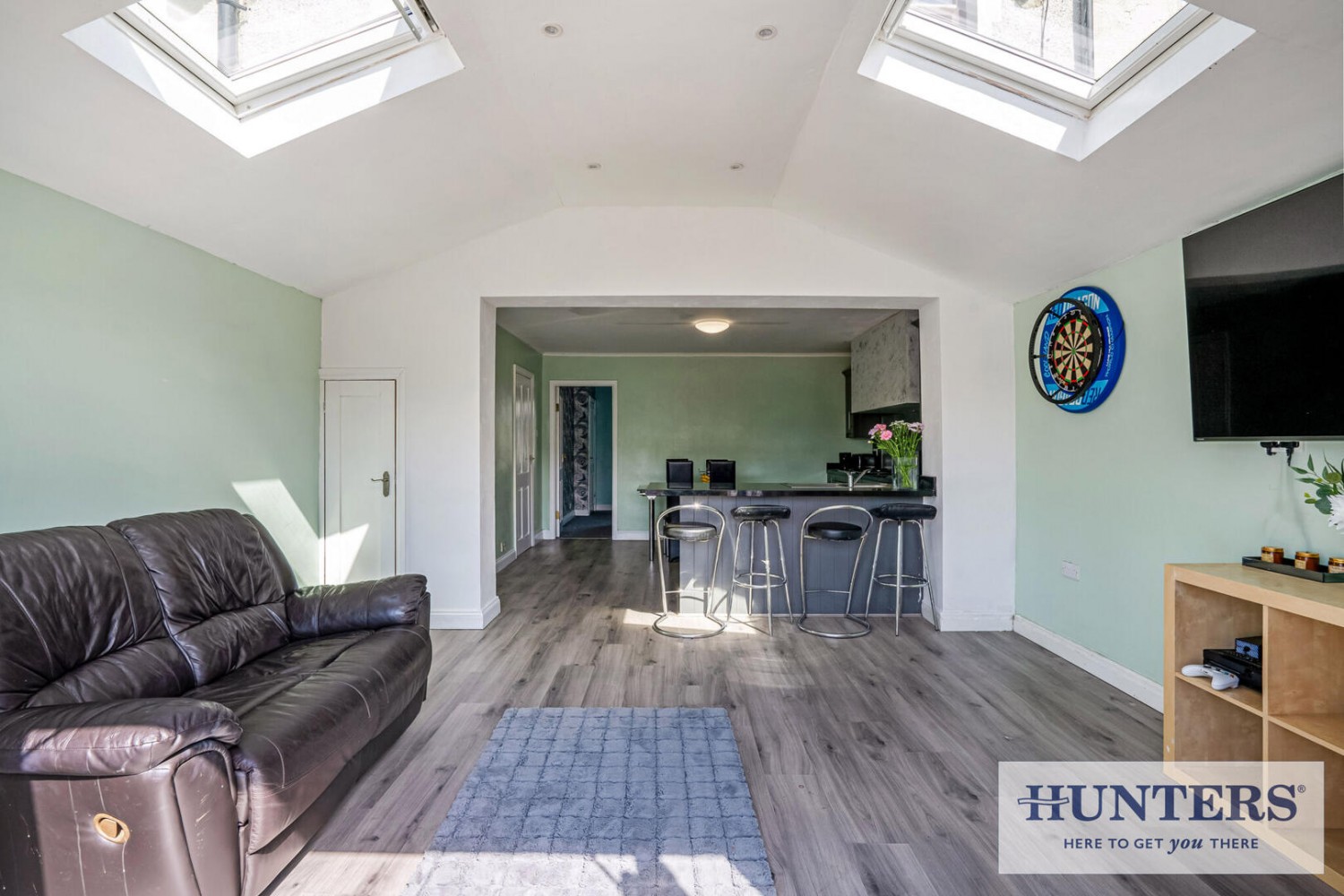 3 bedroom House for sale in Westfield Avenue, Yeadon, Leeds