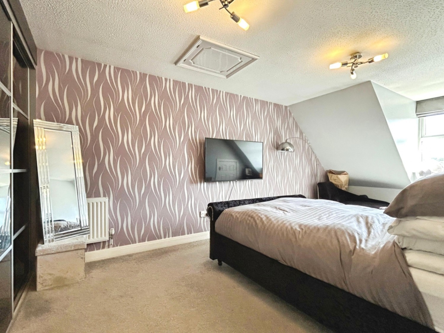 3 bedroom House for sale in Springwood Grove, Thurnscoe, Rotherham