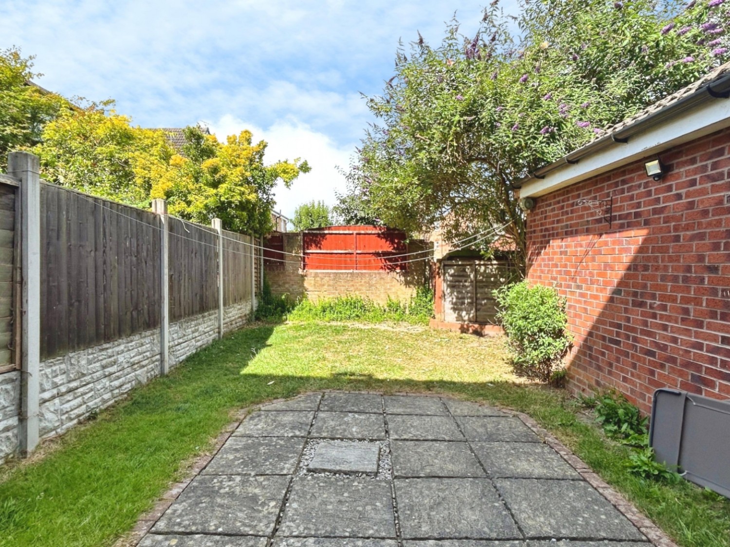 3 bedroom House for sale in Springwood Grove, Thurnscoe, Rotherham
