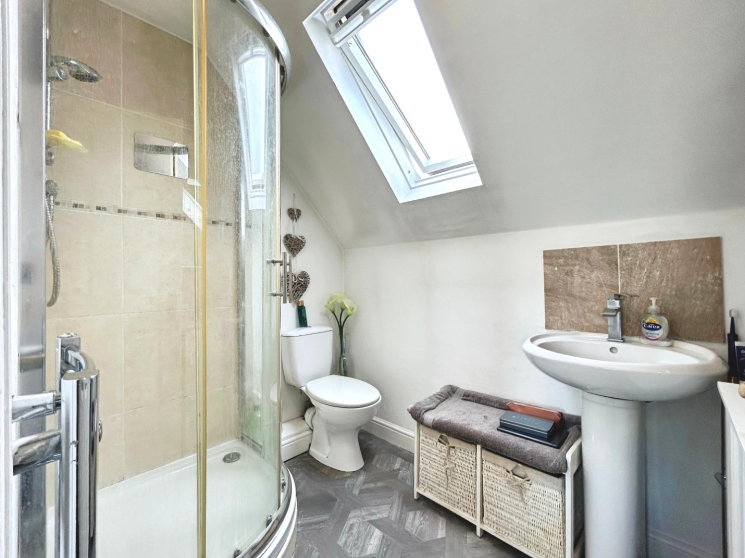 3 bedroom House for sale in Springwood Grove, Thurnscoe, Rotherham