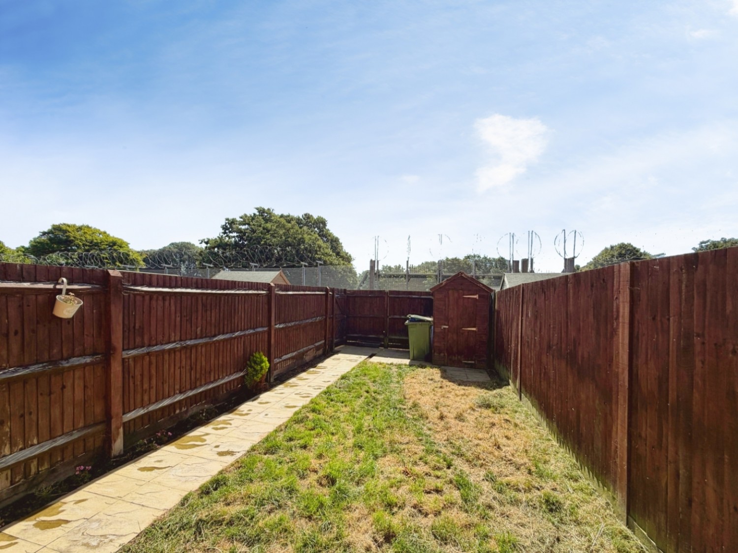 2 bedroom House for sale in Blunden Drive, Folkestone