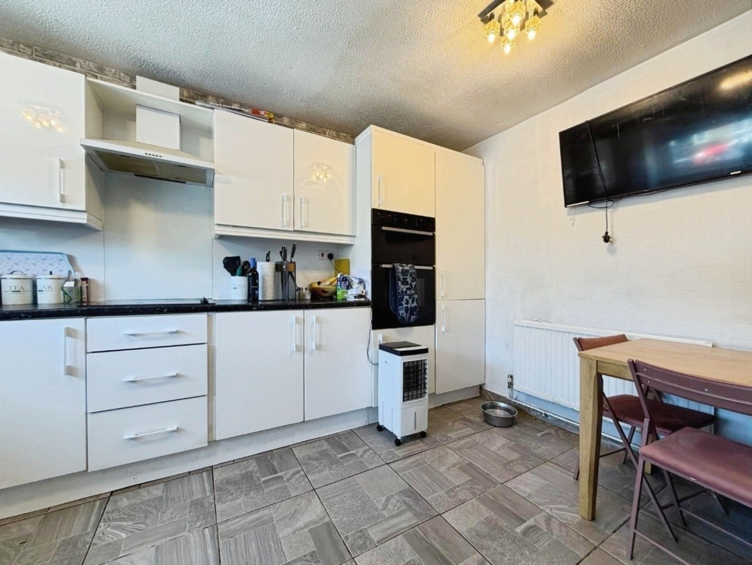 3 bedroom House for sale in Washford Farm Road, Ashford