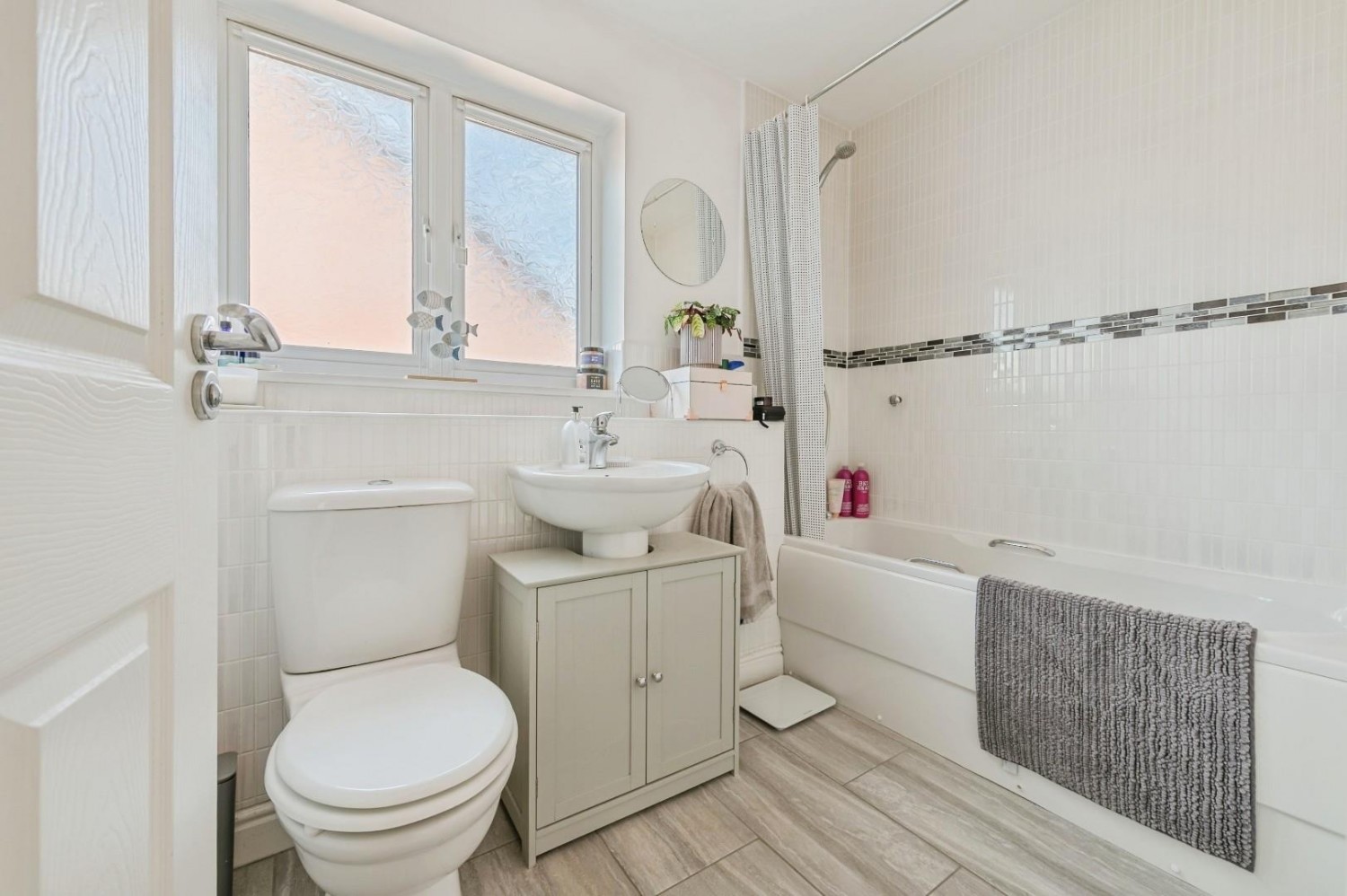 4 bedroom House for sale in Armada Close, Lichfield