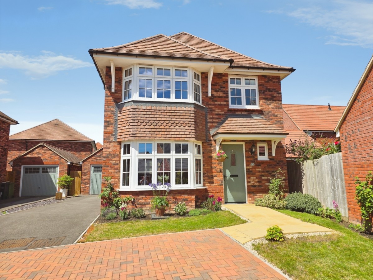 Samuel Reynolds Close, Great Oldbury, Stonehouse