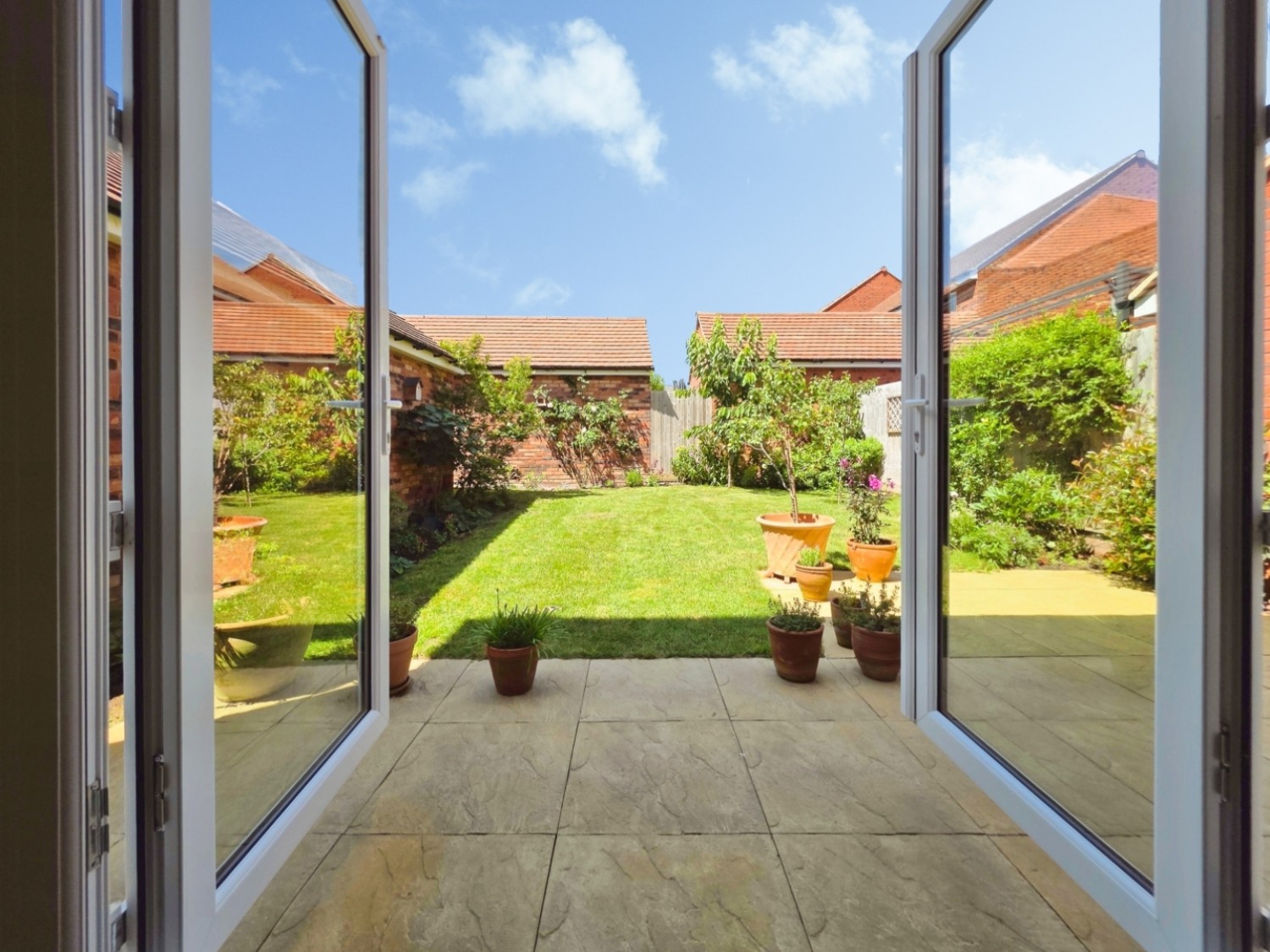 4 bedroom House for sale in Samuel Reynolds Close, Great Oldbury, Stonehouse
