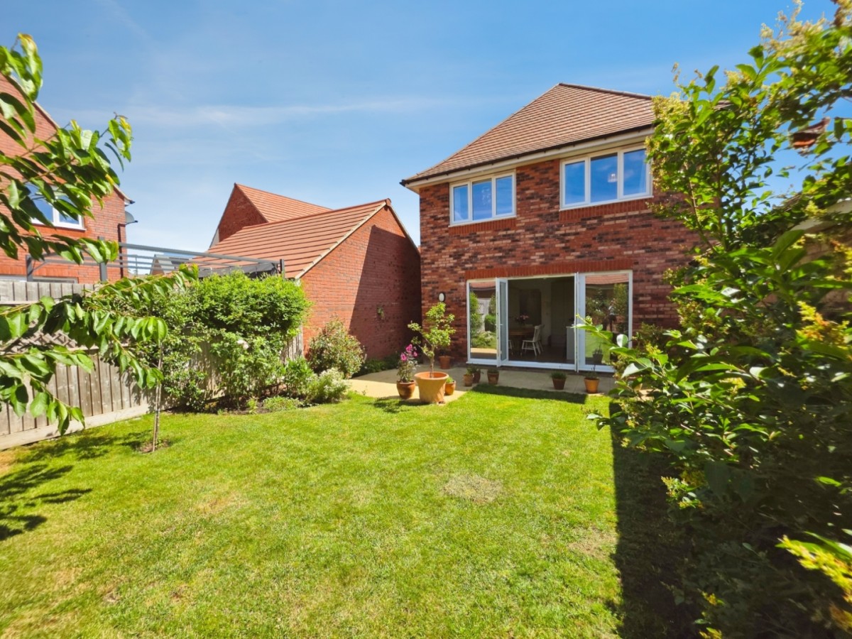 Samuel Reynolds Close, Great Oldbury, Stonehouse