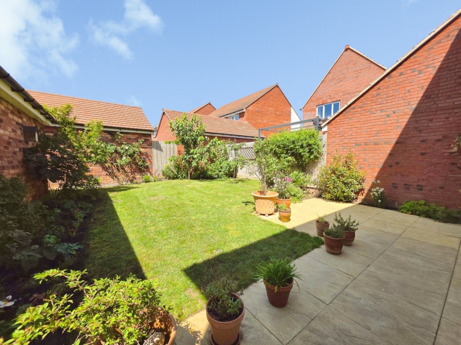 4 bedroom House for sale in Samuel Reynolds Close, Great Oldbury, Stonehouse