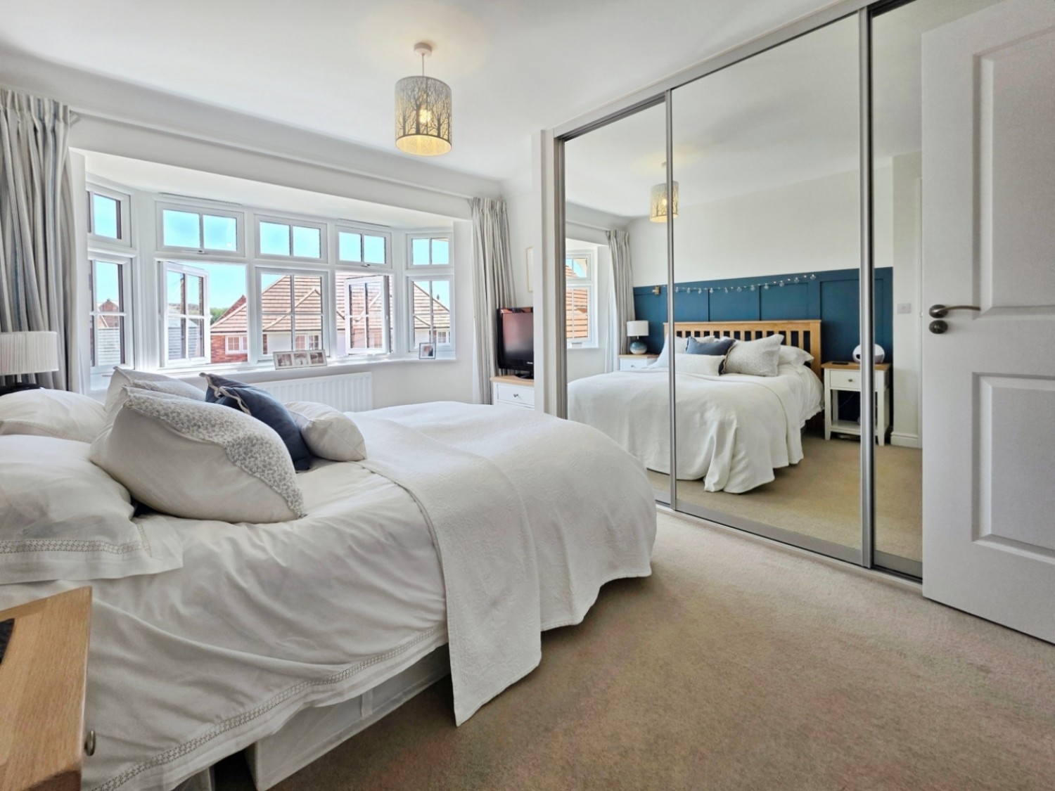 4 bedroom House for sale in Samuel Reynolds Close, Great Oldbury, Stonehouse