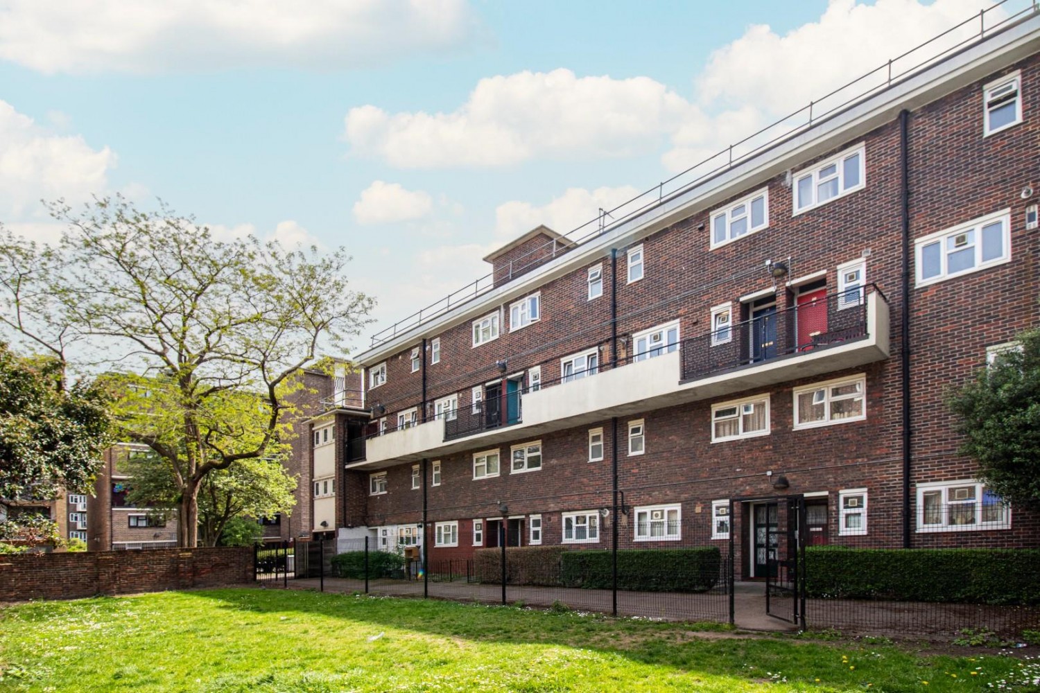 3 bedroom Flat to let in Evelyn Walk, Shoreditch, N1