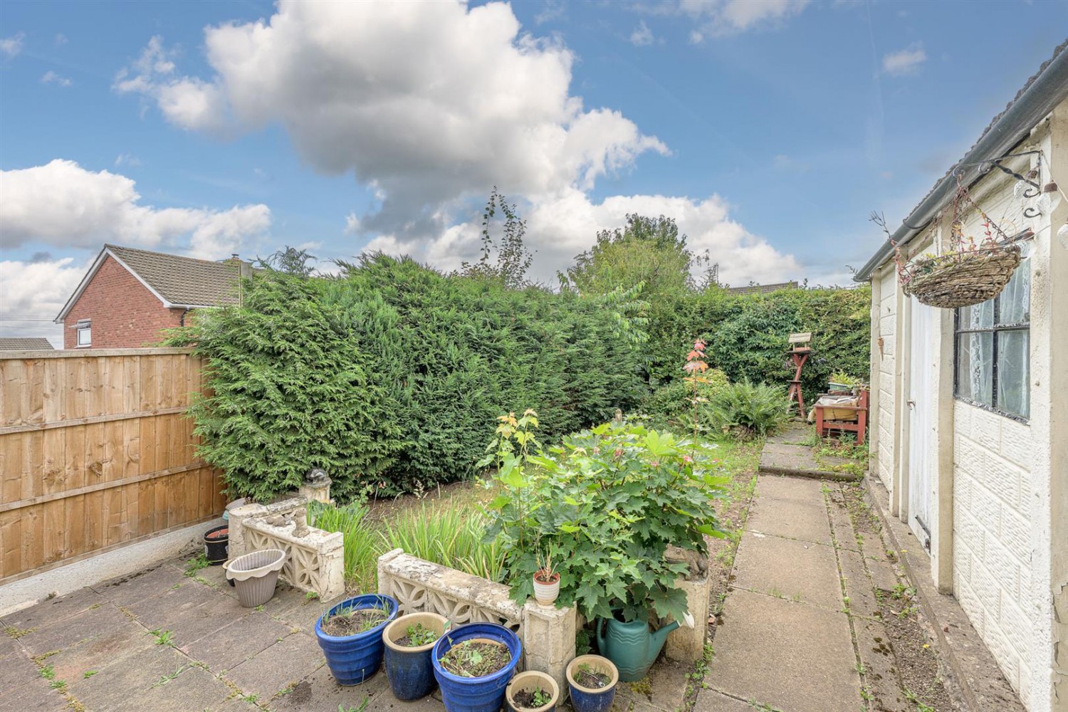 3 bedroom House for sale in Hamilton Drive, Stourbridge, DY8 5EX
