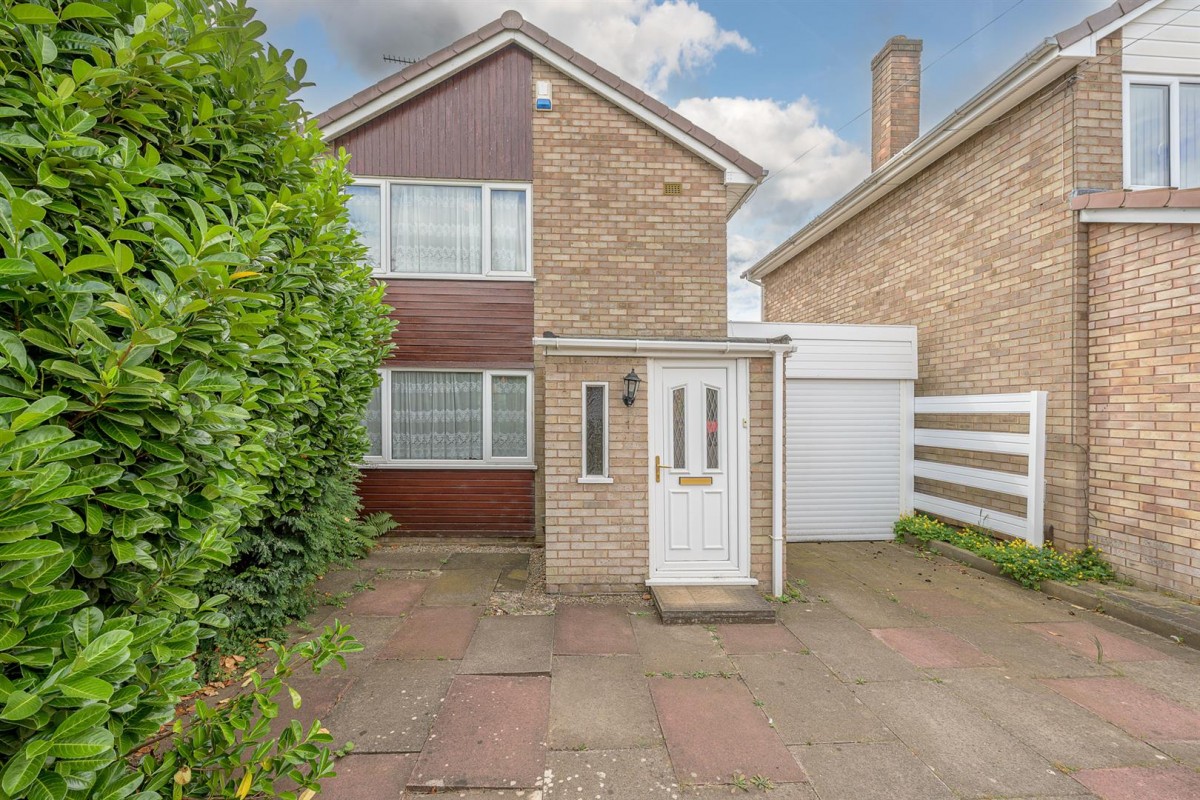 Hamilton Drive, Stourbridge, DY8 5EX