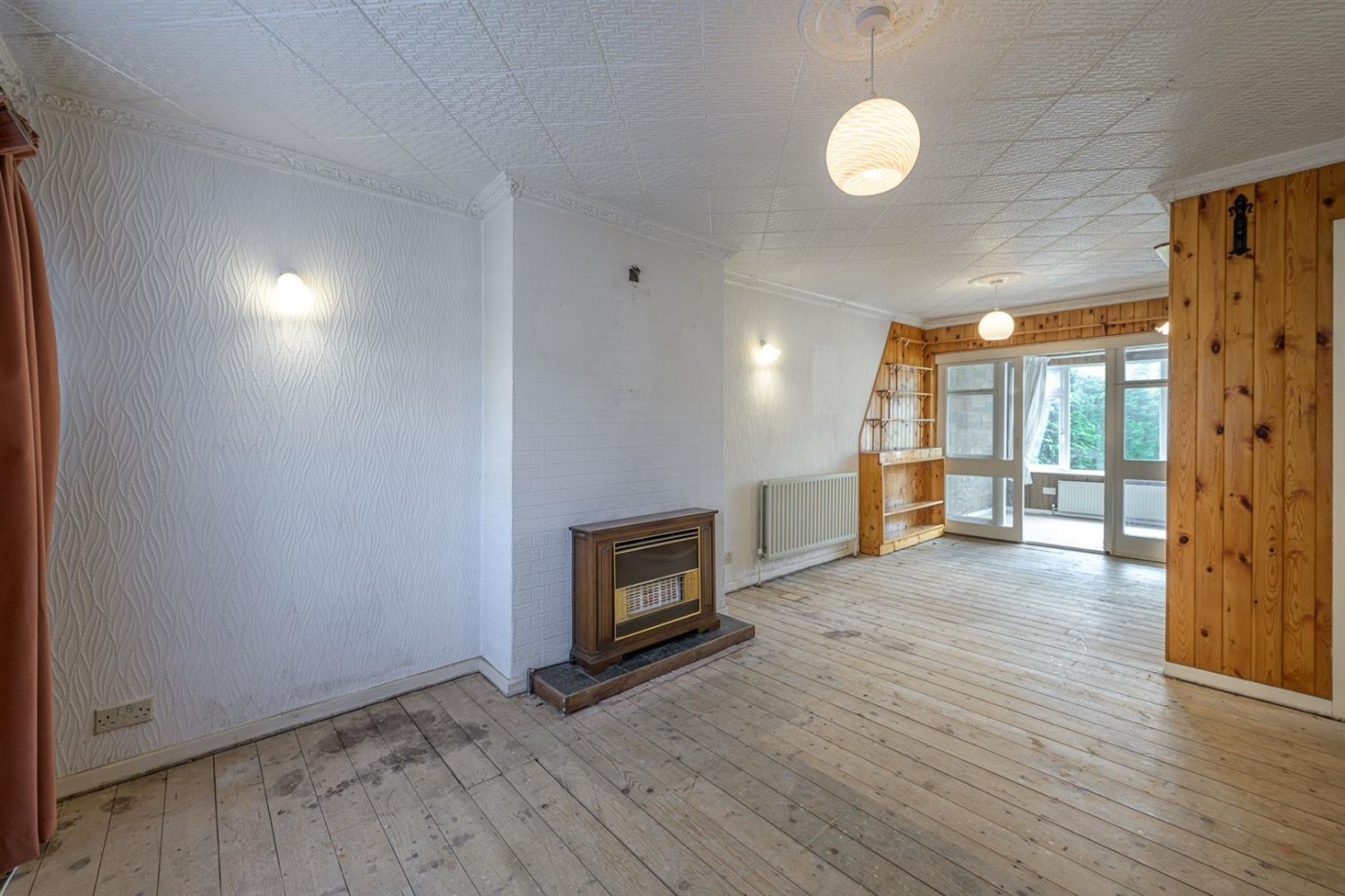 3 bedroom House for sale in Hamilton Drive, Stourbridge, DY8 5EX