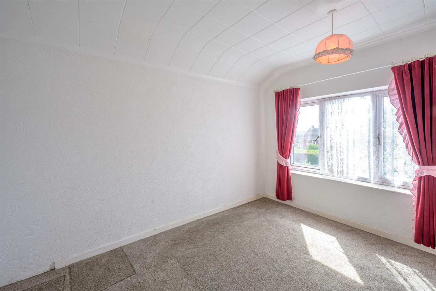 3 bedroom House for sale in Hamilton Drive, Stourbridge, DY8 5EX