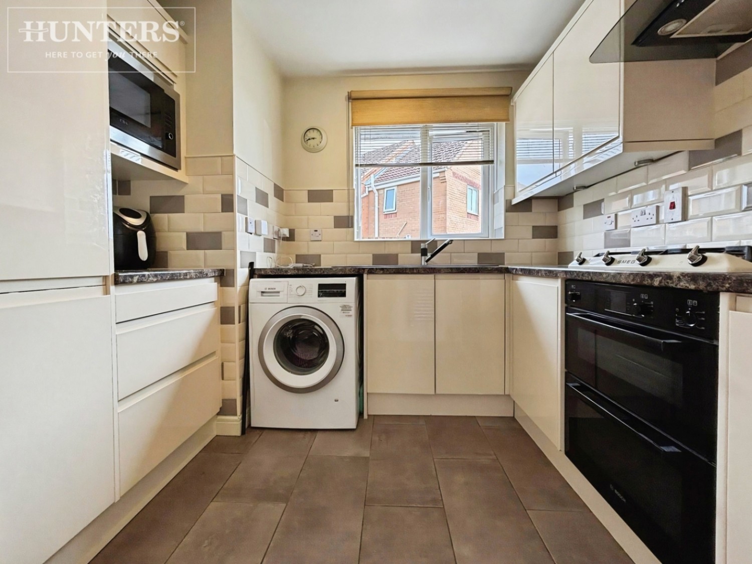 2 bedroom Bungalow for sale in Willowgarth Close, Ryhill, Wakefield