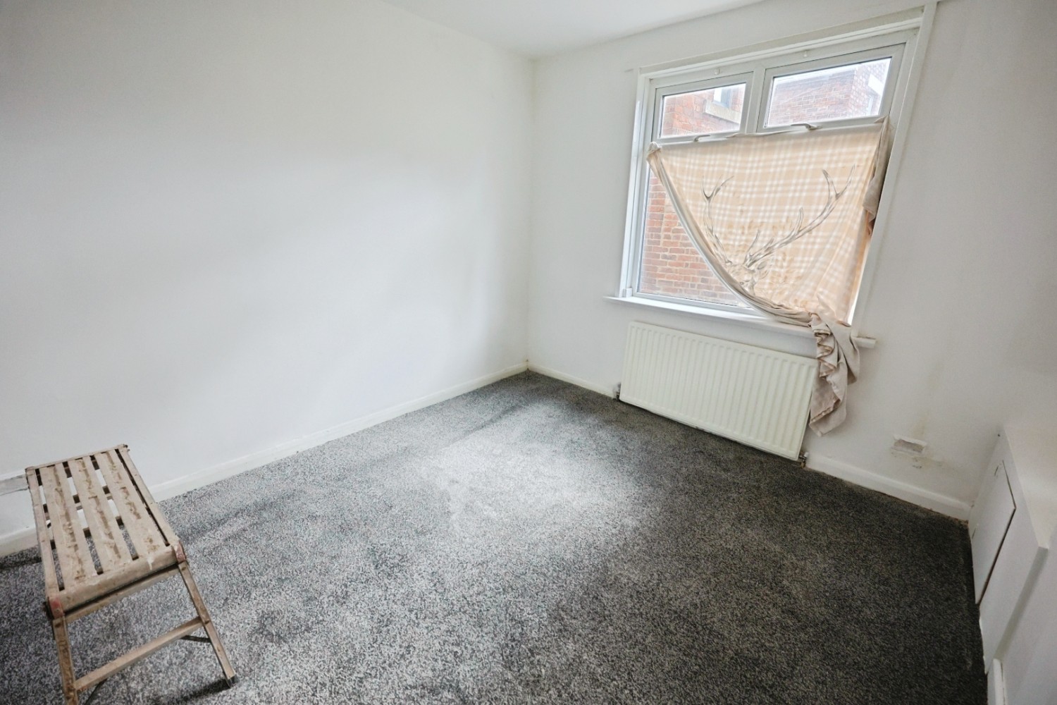 2 bedroom House for sale in East Avenue, Coundon, Bishop Auckland