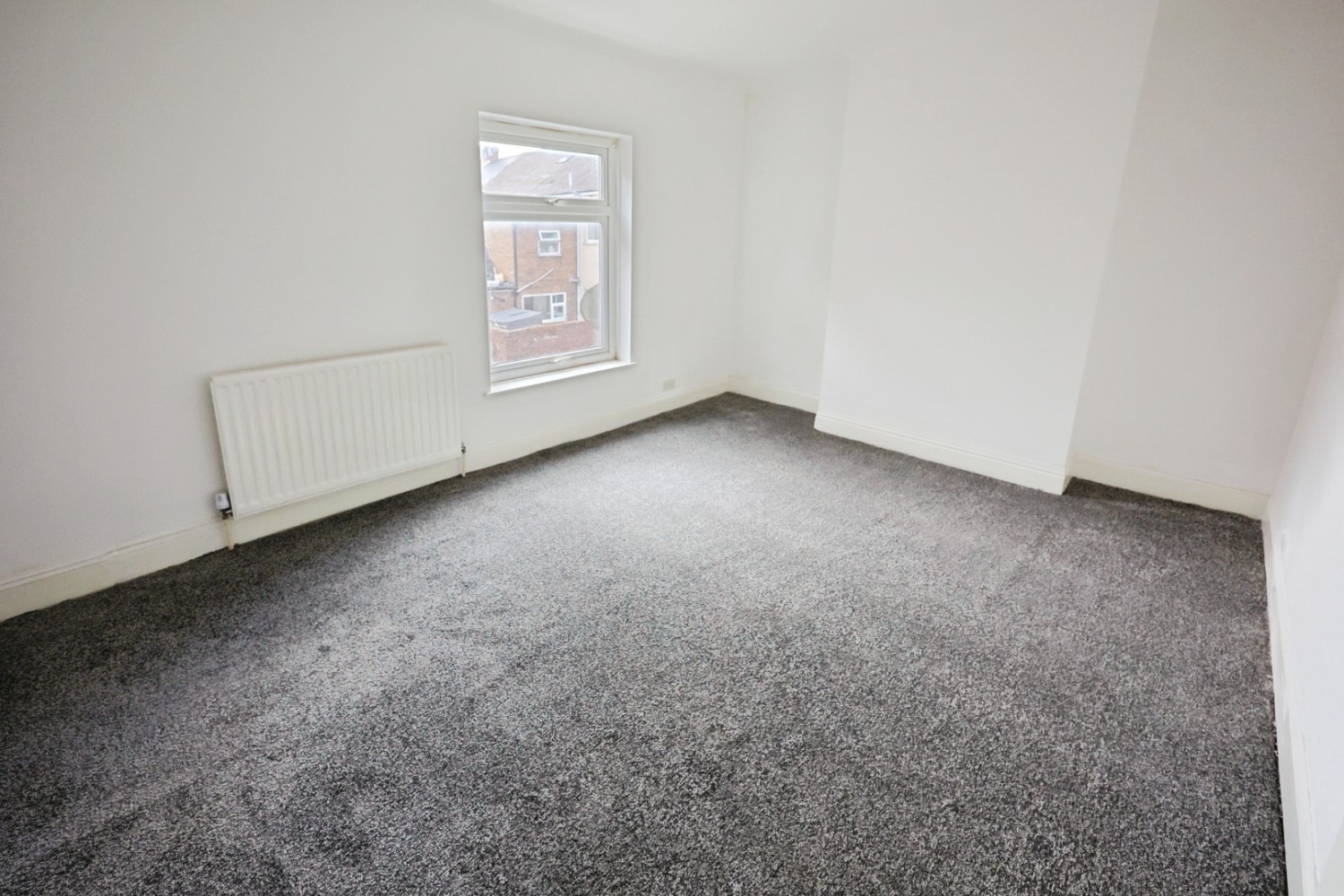 2 bedroom House for sale in East Avenue, Coundon, Bishop Auckland