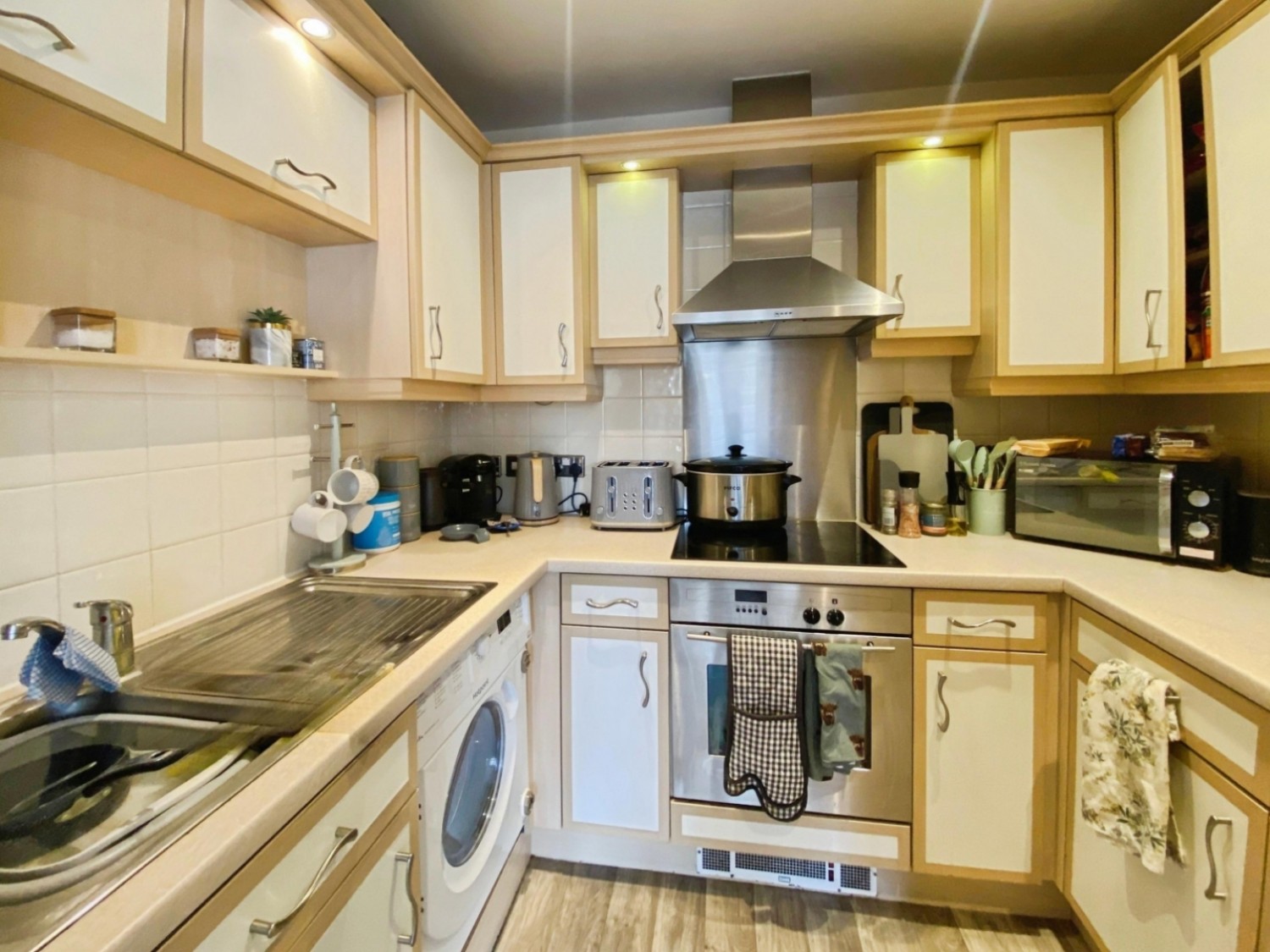 2 bedroom Flat to let in Martins Court, York